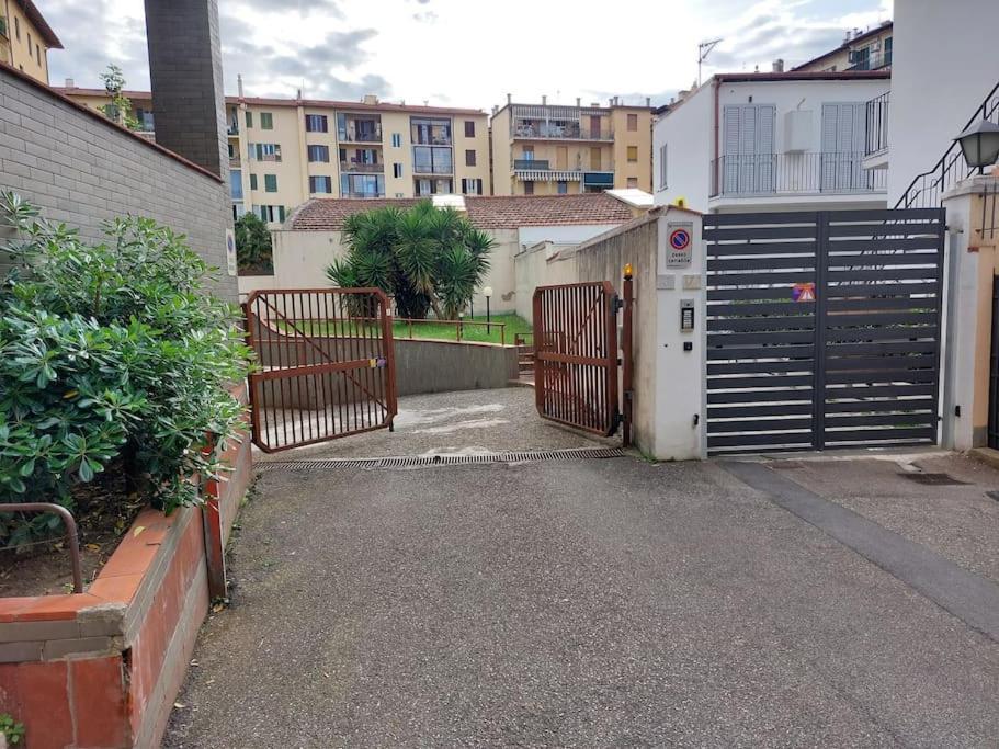 Lungarno 32 With Private Parking Apartamento *